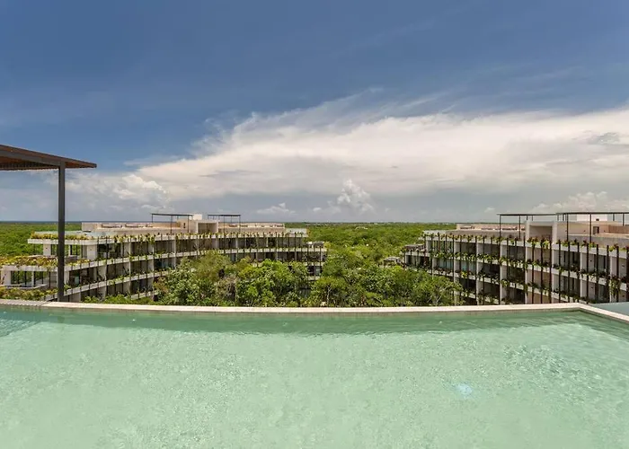 Cozy Aparment Pool View